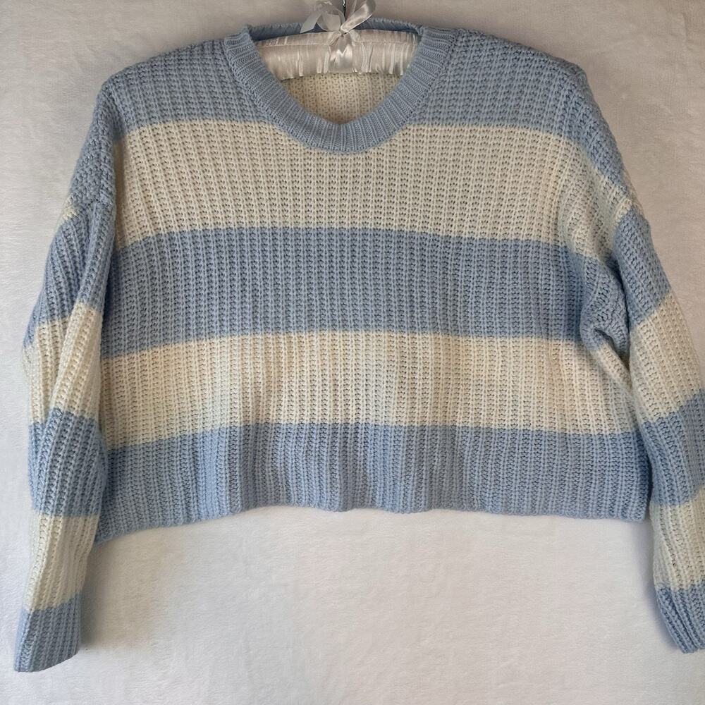Moon & Madison Blue White Striped Chunky Knit Cropped Sweater Women’s Small